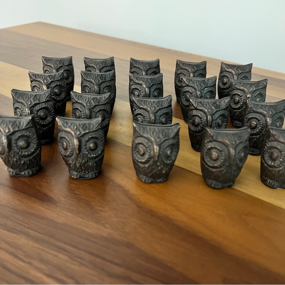 Crate&Barrel Place Card Holder, Set of 20, Brown/Bronze Owl Weighted Metal